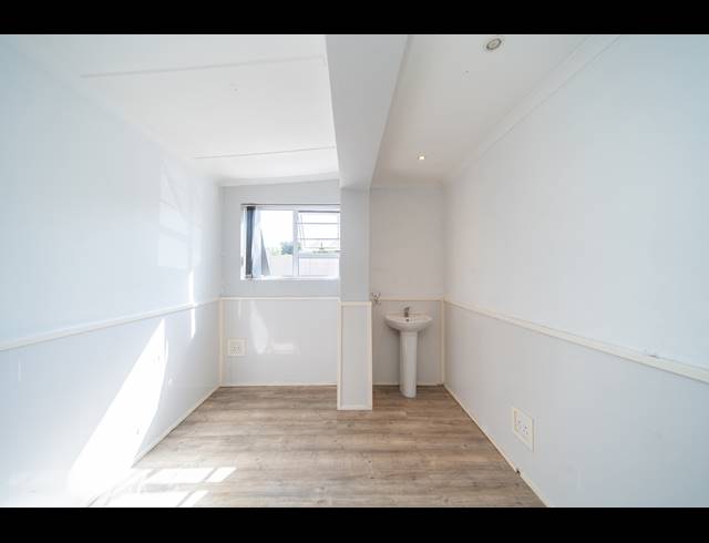 318M² OFFICE FOR SALE IN NAHOON